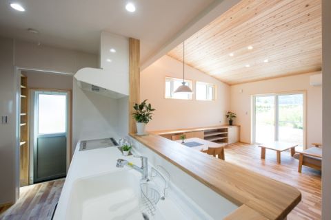 家族を守る高耐震・省エネ性能の平屋